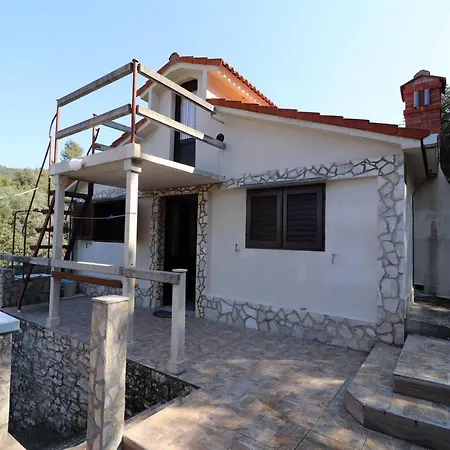 House Danica Vela Luka
